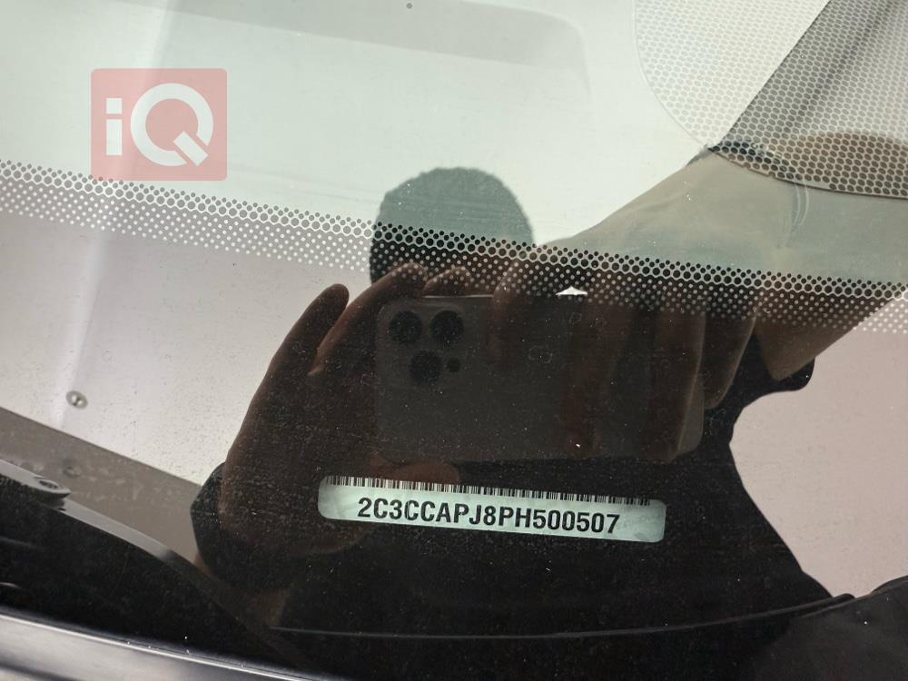 كرايسلر 300